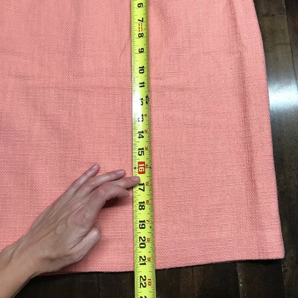 Banana Republic Women’s Peach Tweed Straight Skirt - Picture 8 of 8